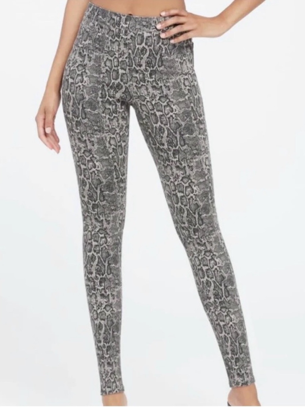 Like New SPANX Jean-ish Ankle Leggings Snakeskin Size Large